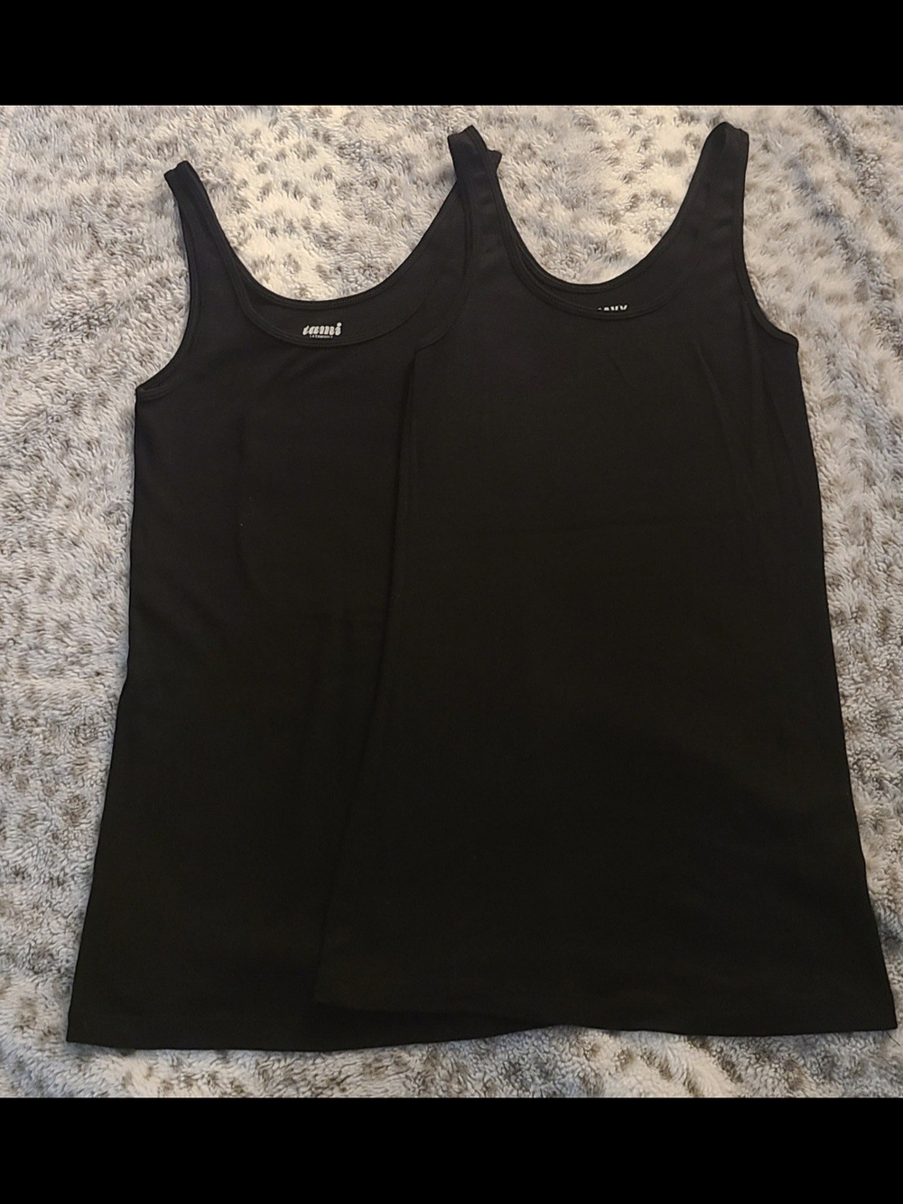 Old Navy Black Scoop Neck Tank Tops - Pack of 2
